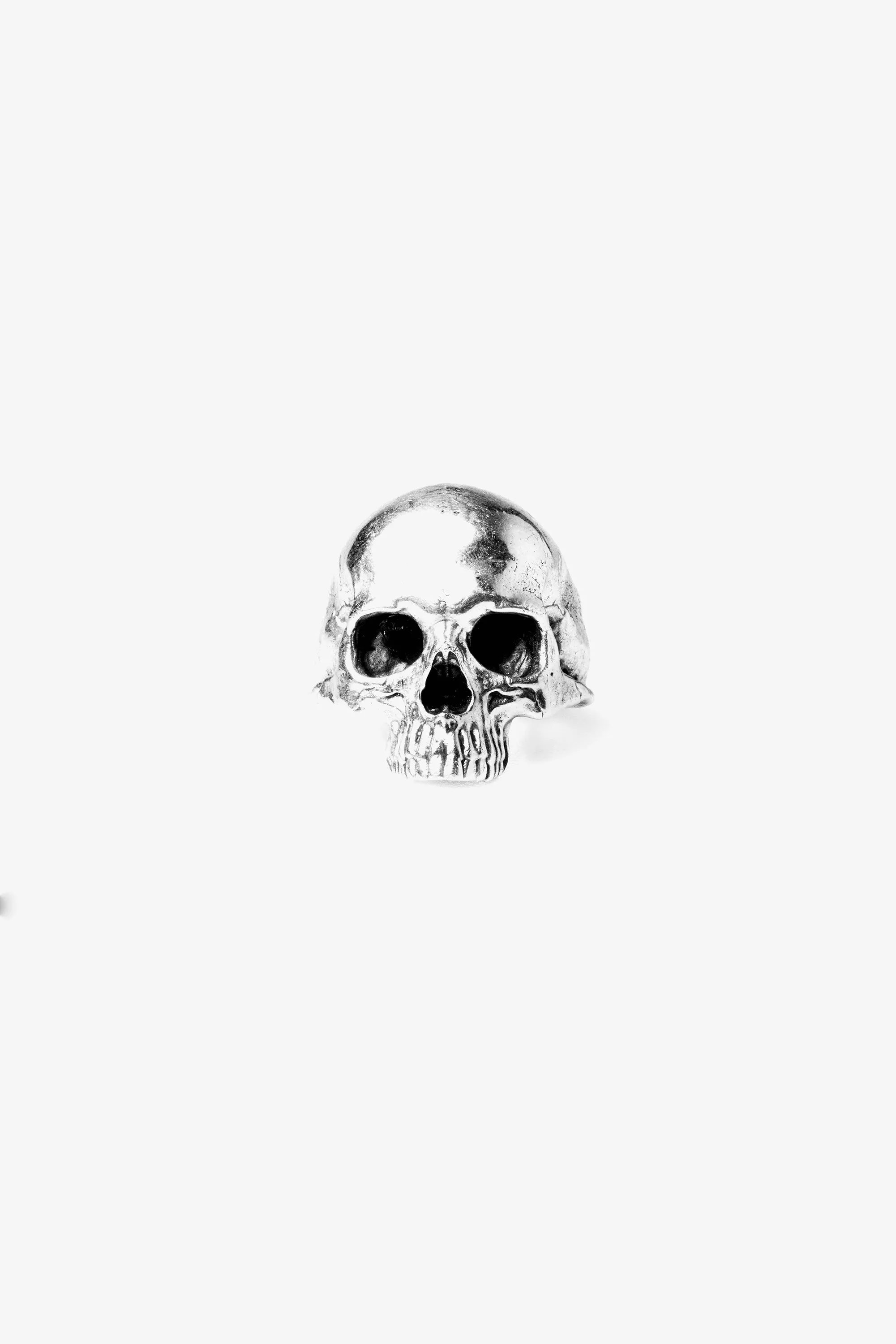 .925 O24 Skull Ring