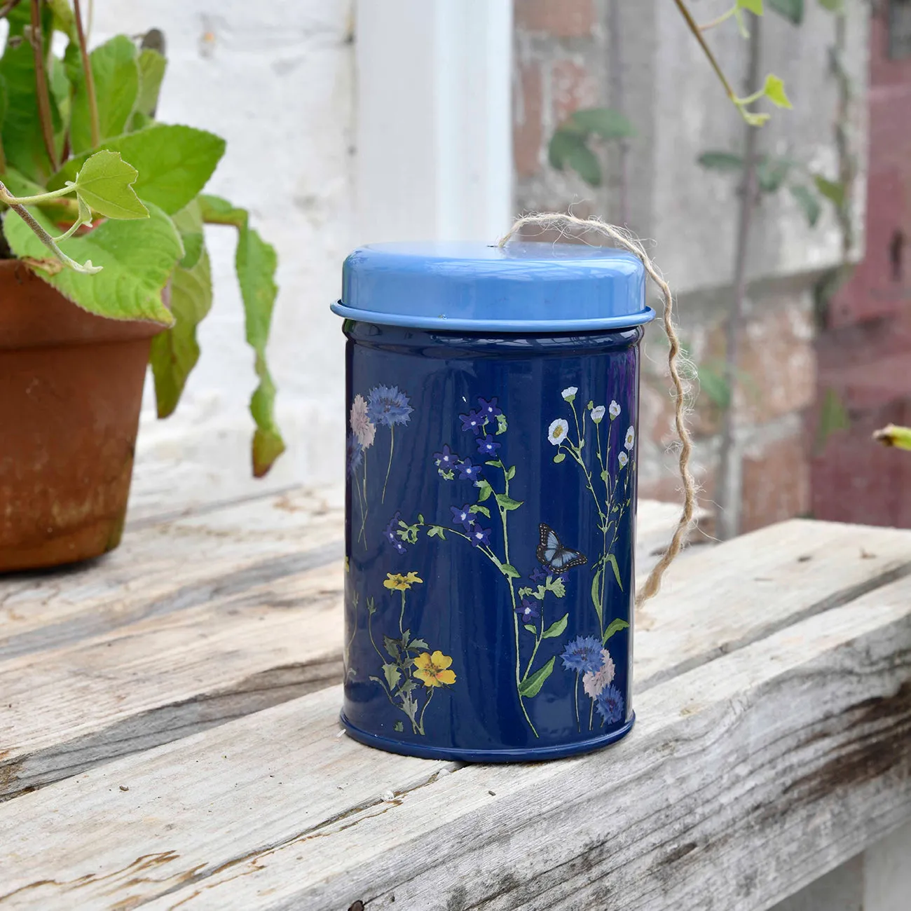 British Meadow Twine in a Tin