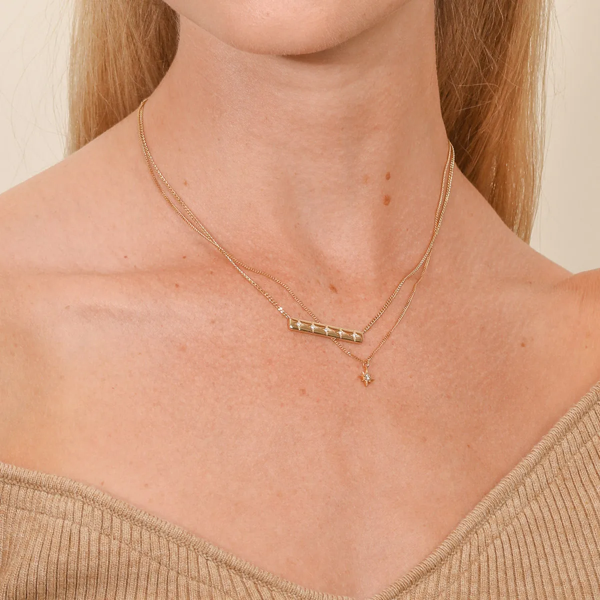 Cosmic Star Bar Necklace in Gold