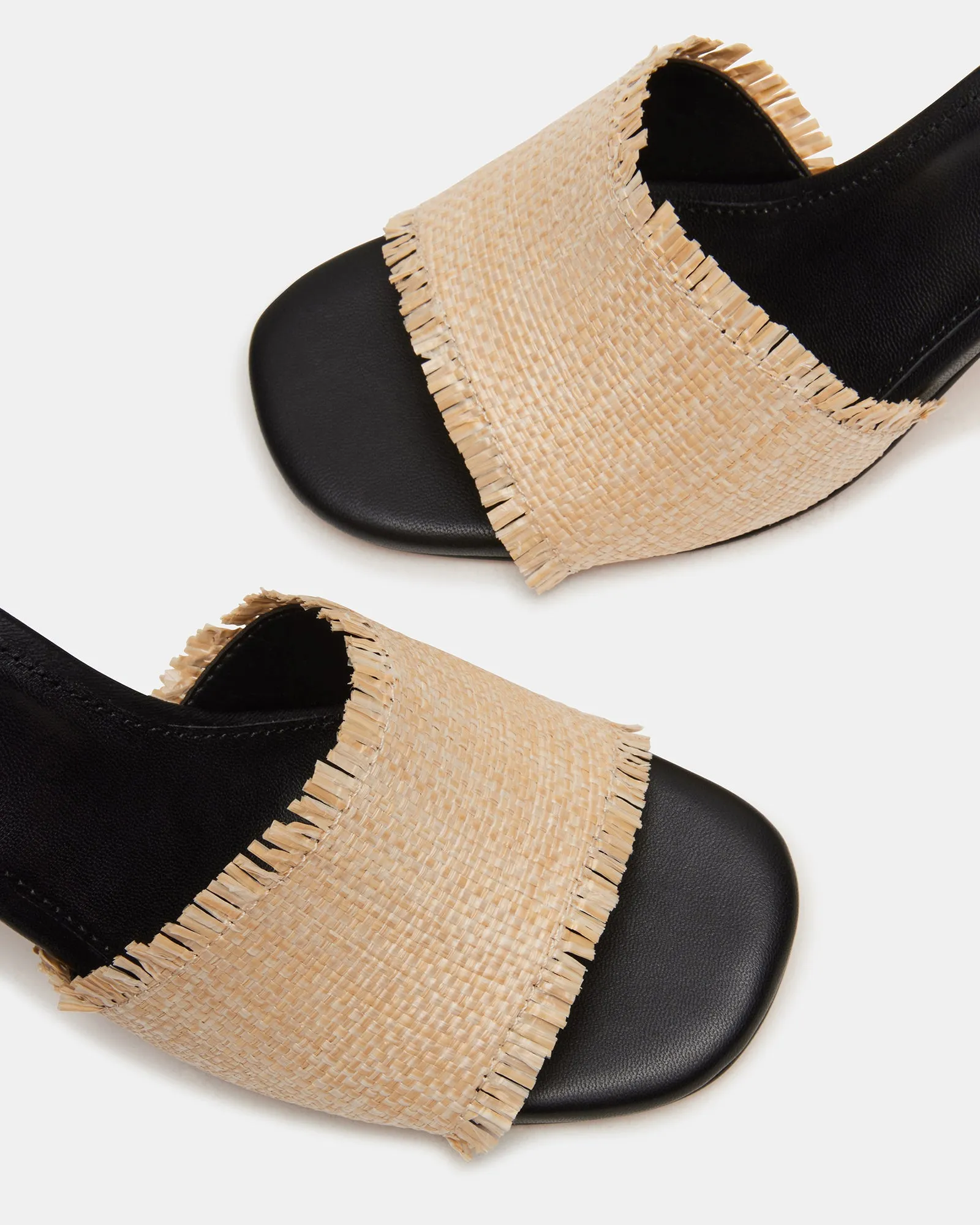 CRESCENT RAFFIA