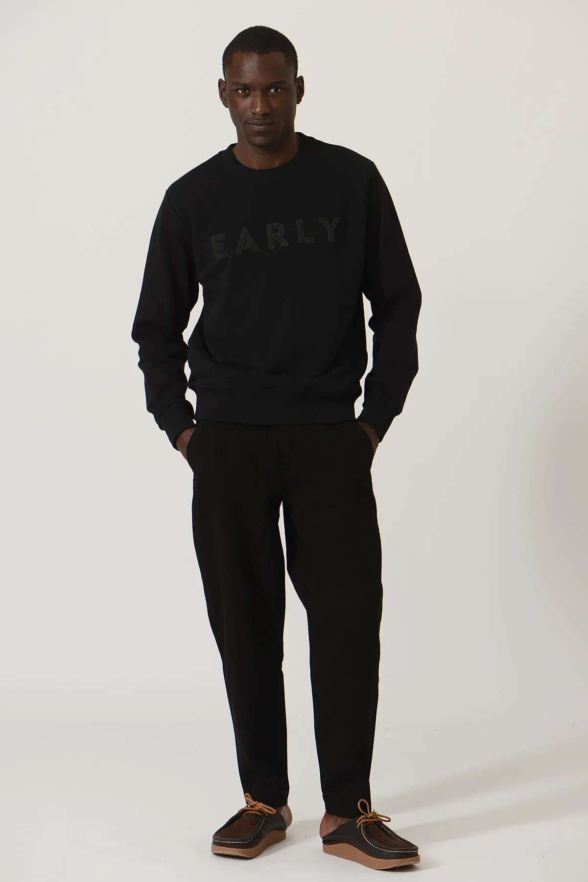 Early High-Stitch Logo Sweat - Black