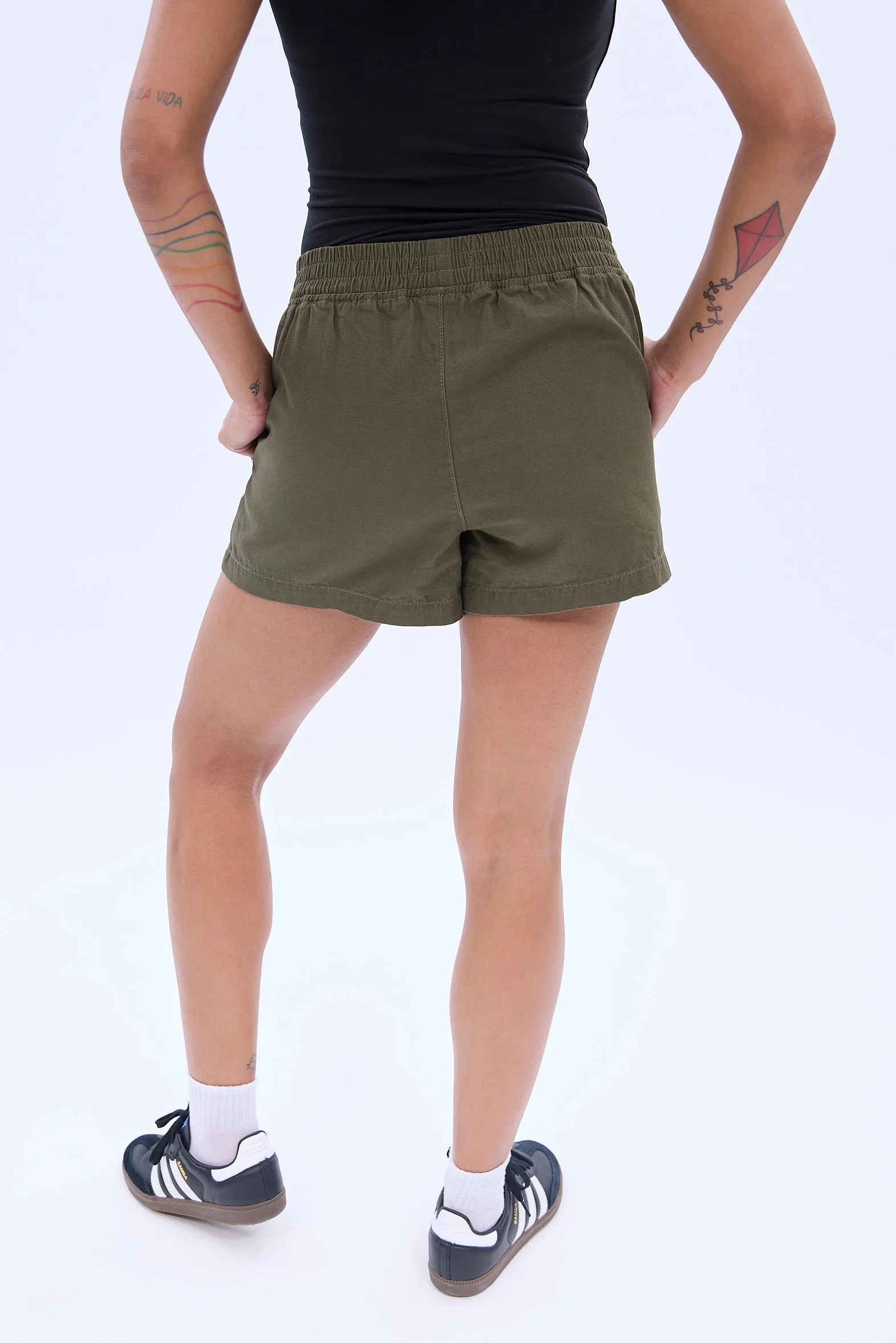 Mid Rise Zip Cargo Twill Short