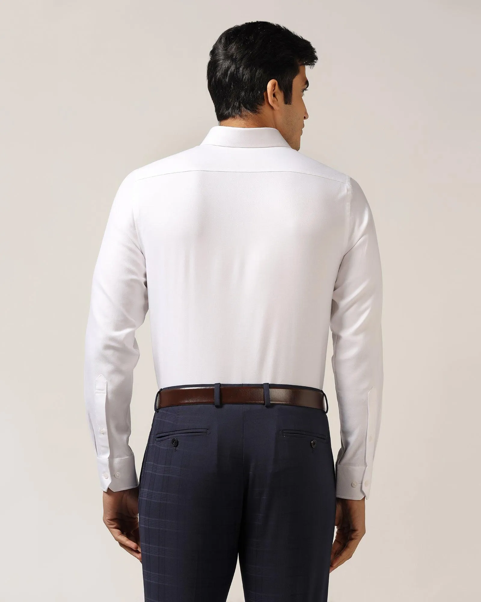 Temp Tech Formal White Solid Shirt - Antony